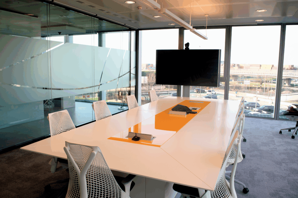 img_OlympusMeetingRoom